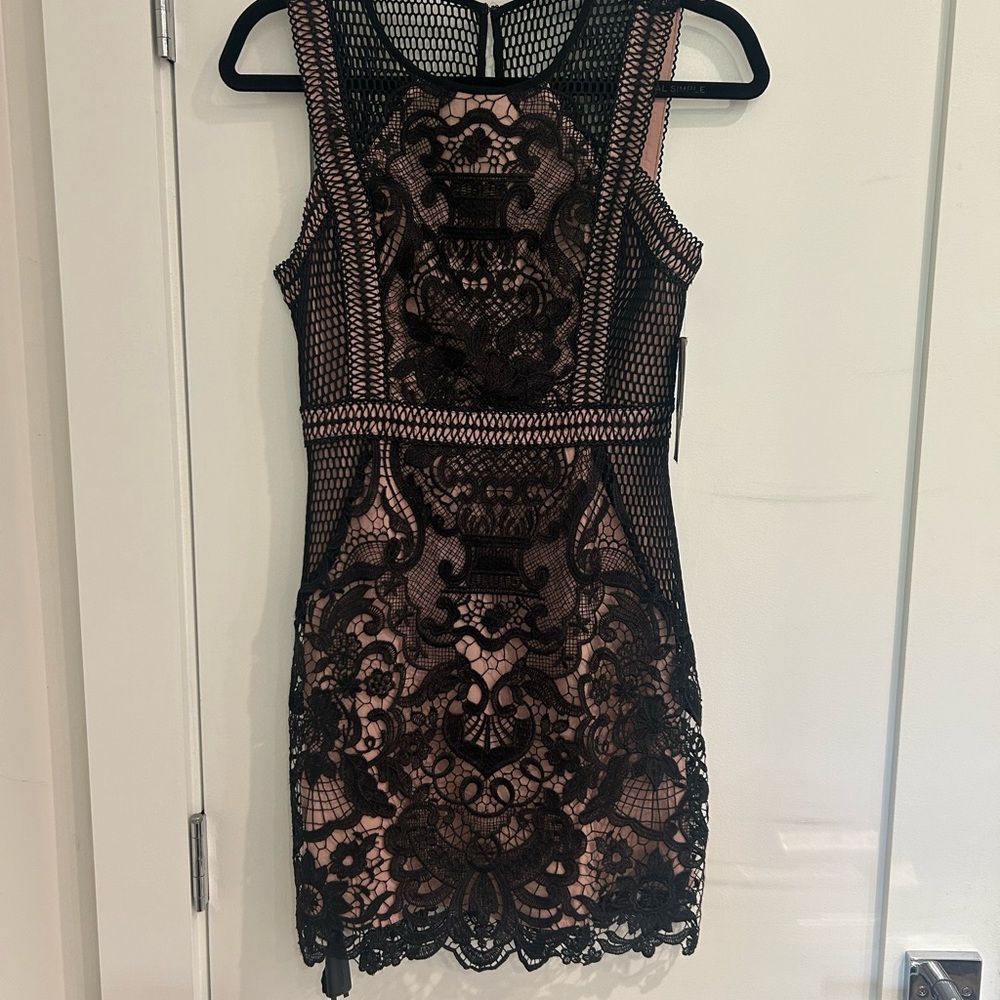 Aqua Black Sheath Mini Dress Sleeveless Crew Neck